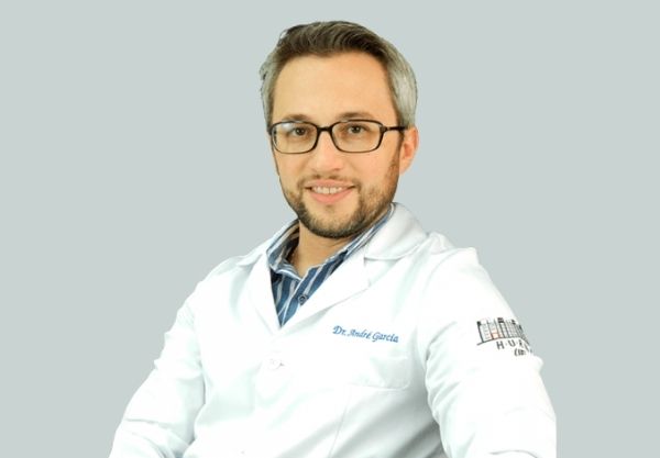 Dr. André Garcia - Urologista